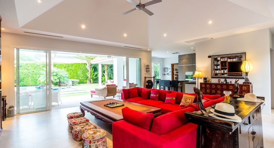 For sale 3 ベッドルーム villa in Hua Hin, Prachuap Khiri Khan