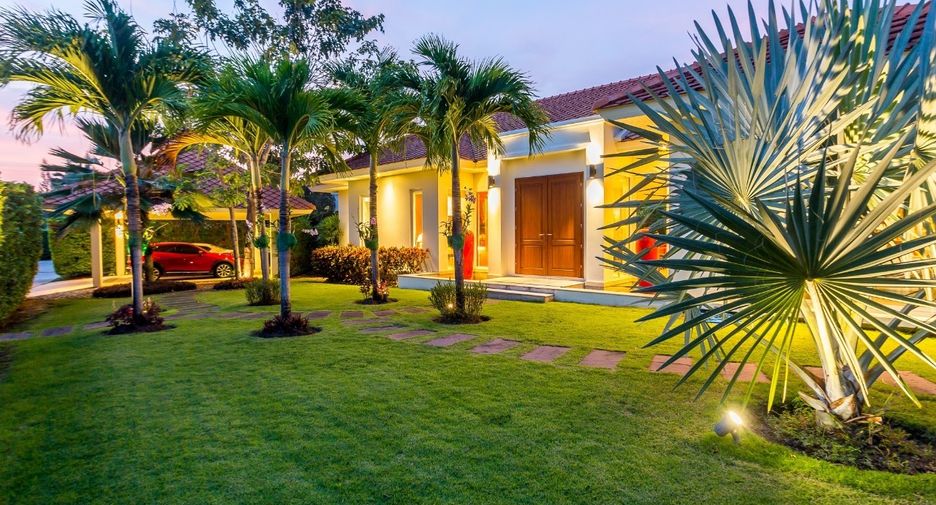 For sale 3 ベッドルーム villa in Hua Hin, Prachuap Khiri Khan