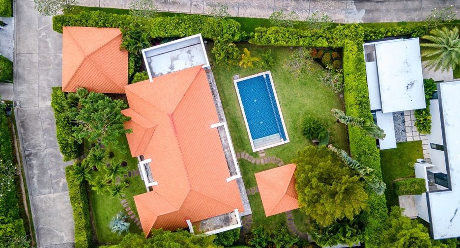 For sale 3 ベッドルーム villa in Hua Hin, Prachuap Khiri Khan