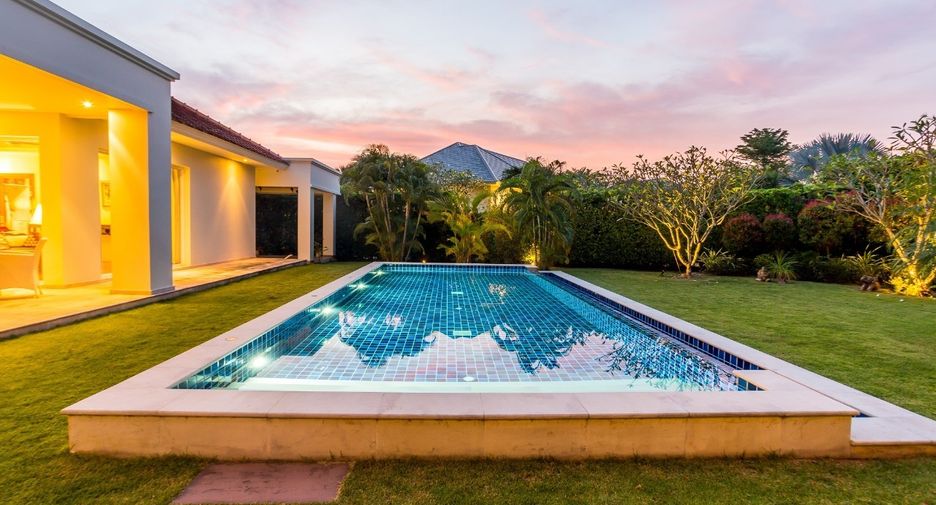 For sale 3 ベッドルーム villa in Hua Hin, Prachuap Khiri Khan