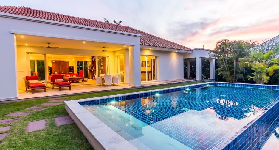For sale 3 ベッドルーム villa in Hua Hin, Prachuap Khiri Khan
