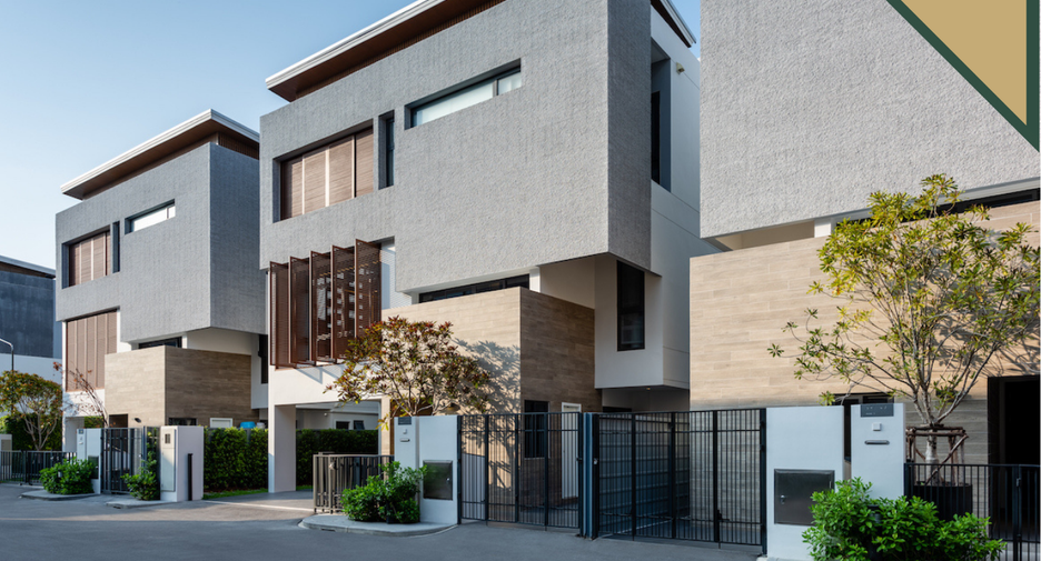 For sale 4 bed house in Huai Khwang, Bangkok