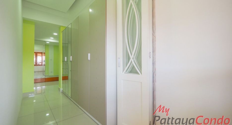 For sale 2 bedrooms condo in Bang Lamung, Chonburi