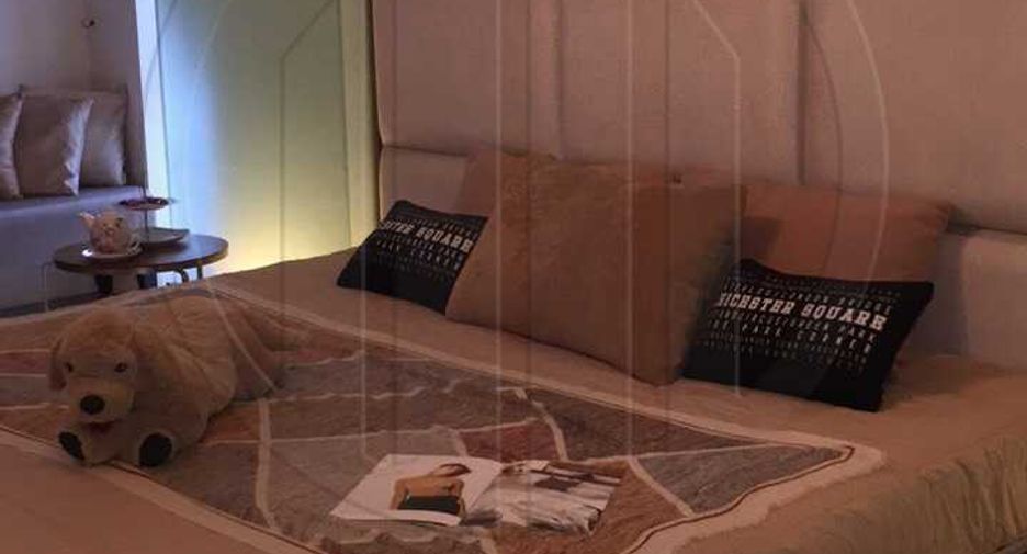Haus zum Kauf mit 8 Zimmer in Watthana, Bangkok