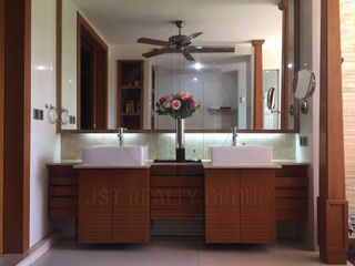 For sale 8 Beds house in Watthana, Bangkok