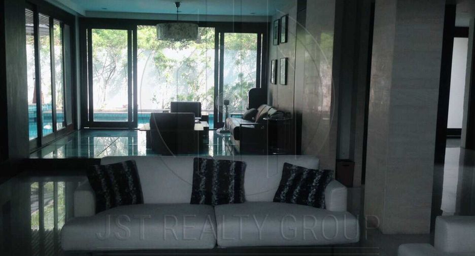 Haus zum Kauf mit 8 Zimmer in Watthana, Bangkok