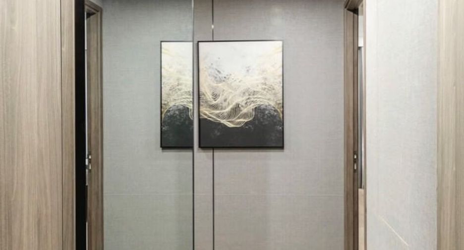 For sale 2 bedrooms condo in Khlong Toei, Bangkok
