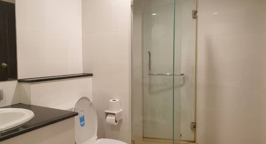 For sale 1 bed condo in Watthana, Bangkok