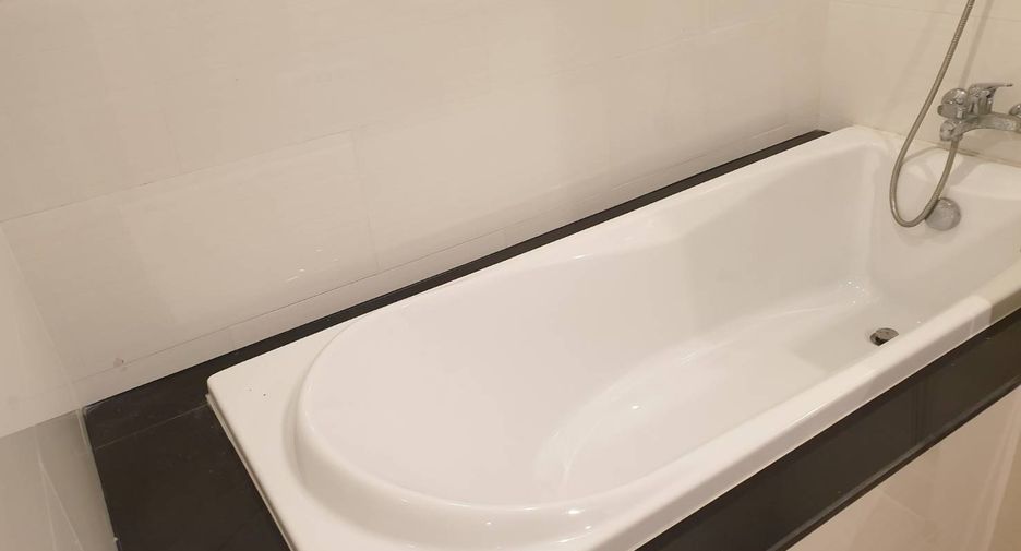 For sale 1 bed condo in Watthana, Bangkok