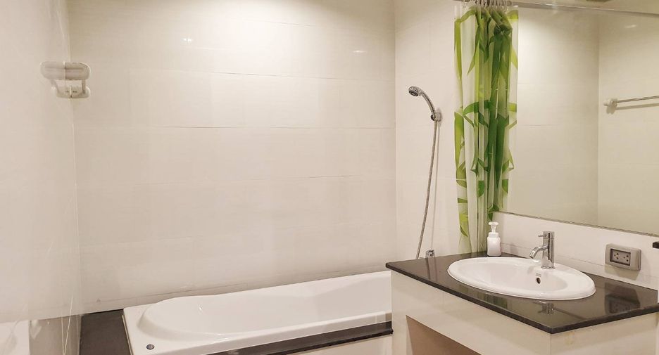 For sale 1 bed condo in Watthana, Bangkok