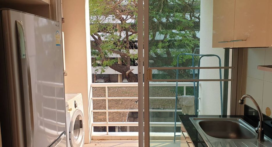 For sale 1 bed condo in Watthana, Bangkok