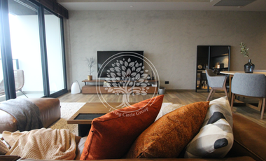 À louer et à vendre 2 chambres condo à Watthana, Bangkok