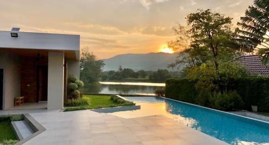 Casa en venta de 5 habitaciones en Mueang Chon Buri, Chonburi