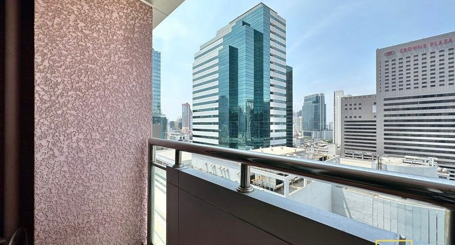 For rent 2 bedrooms condo in Bang Rak, Bangkok