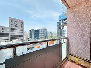Wohnung zur Miete mit 2 Zimmer in Bang Rak, Bangkok