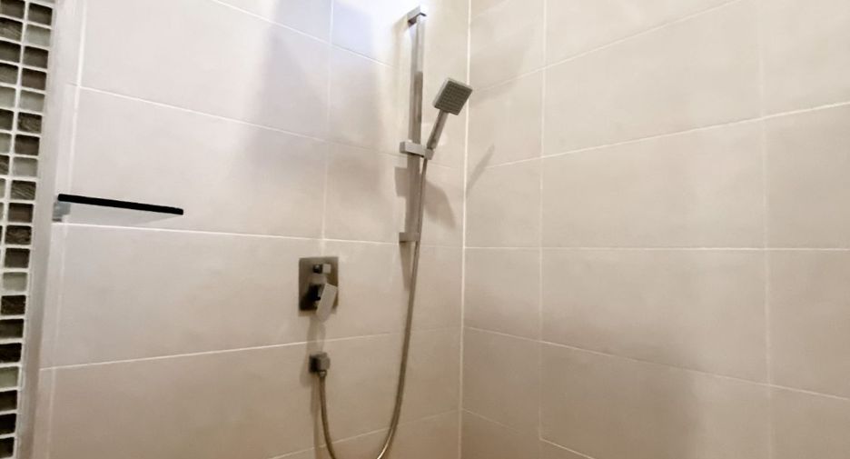For sale 3 bedrooms villa in Mueang Phuket, Phuket