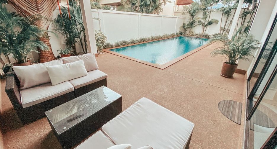 For sale 3 bedrooms villa in Mueang Phuket, Phuket