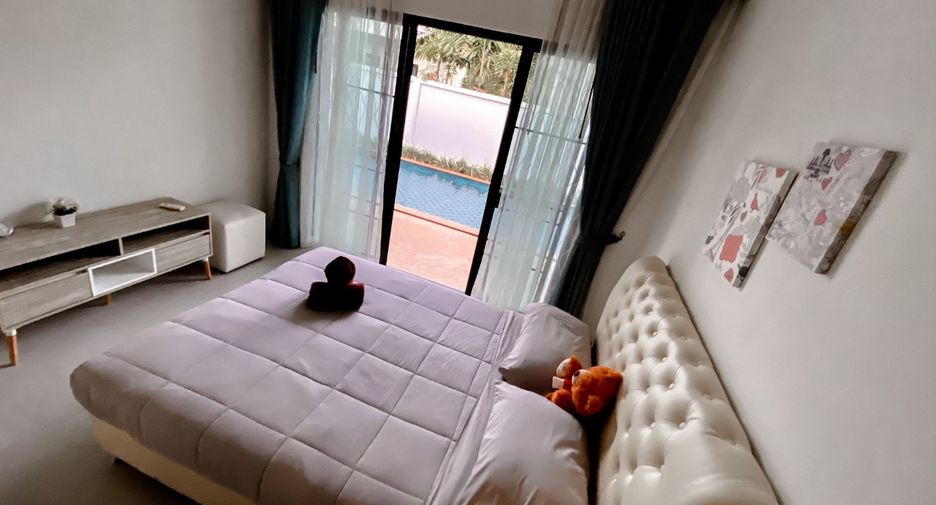 For sale 3 bedrooms villa in Mueang Phuket, Phuket
