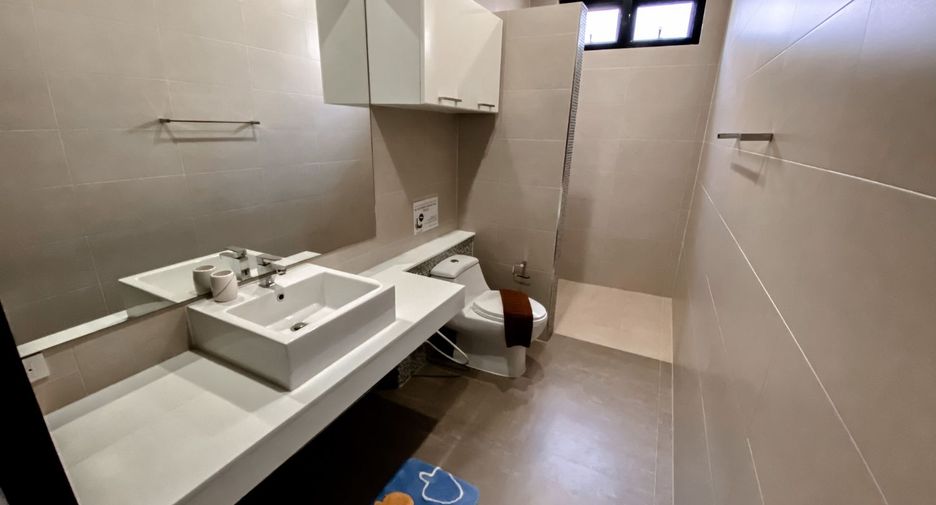 For sale 3 bedrooms villa in Mueang Phuket, Phuket