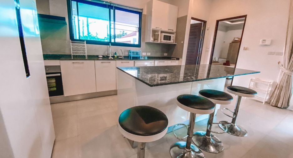 For sale 3 bedrooms villa in Mueang Phuket, Phuket