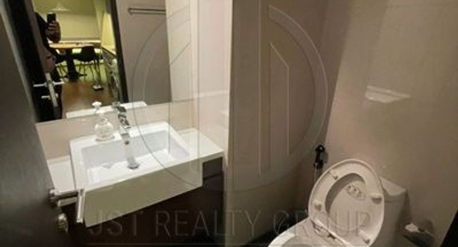 Condo en venta de 1 habitaciones en Khlong Toei, Bangkok