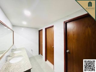 For sale retail Space in Phaya Thai, Bangkok