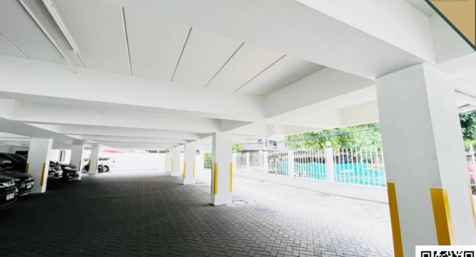 For sale retail Space in Phaya Thai, Bangkok
