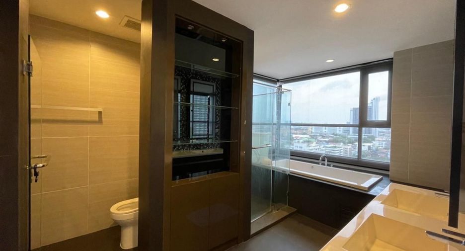 For sale 2 bedrooms condo in Bang Sue, Bangkok