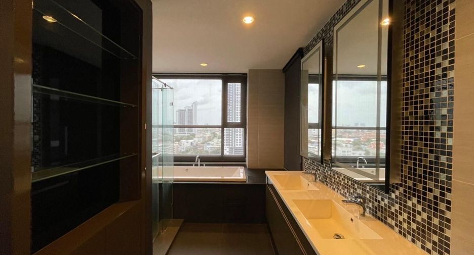 For sale 2 bedrooms condo in Bang Sue, Bangkok