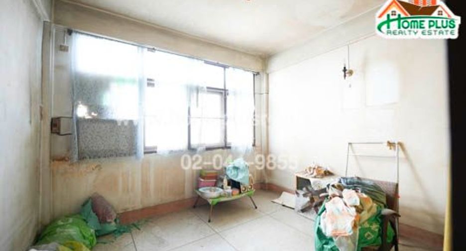 Casa adosada en venta de 3 habitaciones en Bang Rak, Bangkok