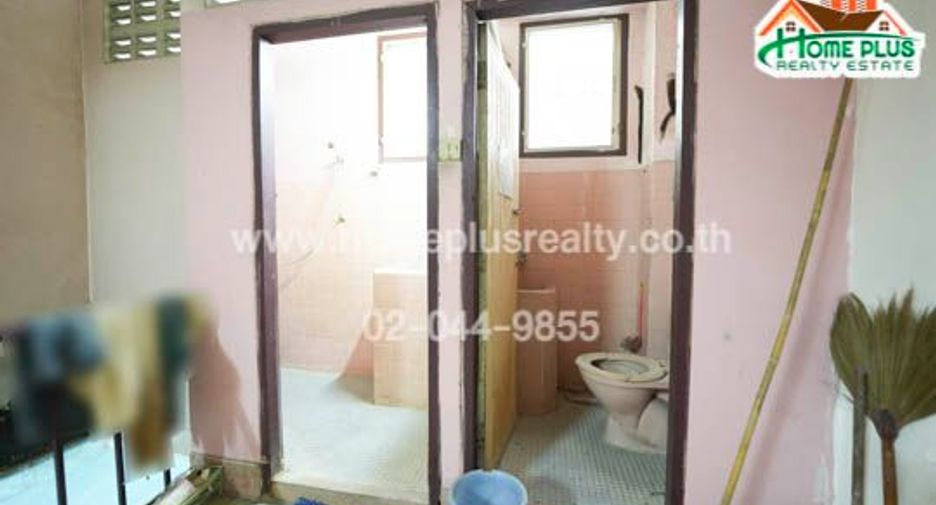 Casa adosada en venta de 3 habitaciones en Bang Rak, Bangkok