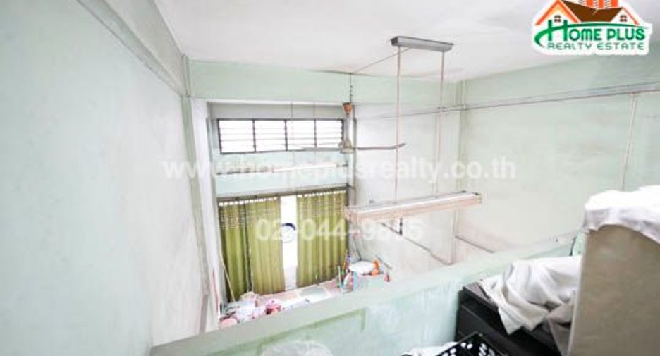 Casa adosada en venta de 3 habitaciones en Bang Rak, Bangkok