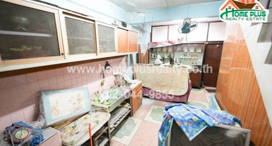 Casa adosada en venta de 3 habitaciones en Bang Rak, Bangkok