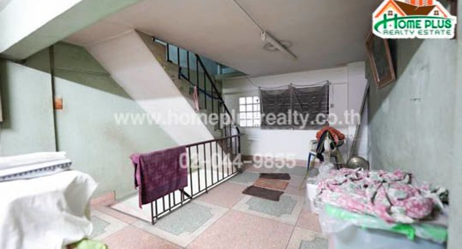 Casa adosada en venta de 3 habitaciones en Bang Rak, Bangkok
