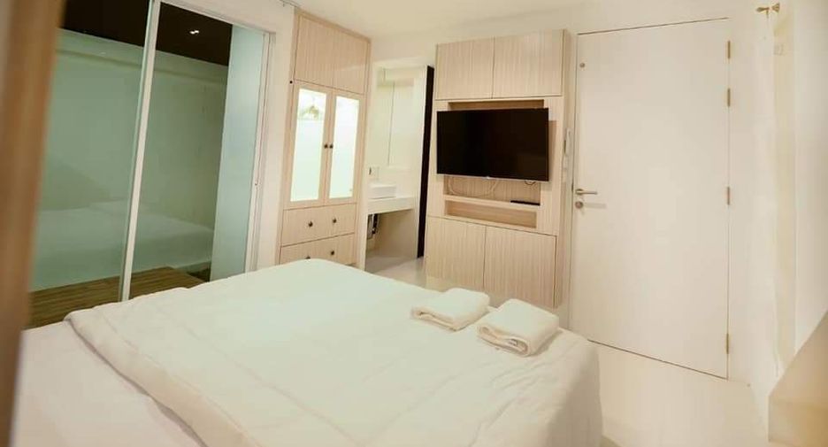 For rent 3 bedrooms villa in Mueang Phuket, Phuket