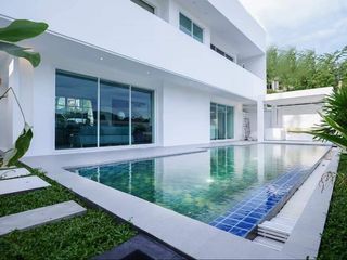 For rent 3 bedrooms villa in Mueang Phuket, Phuket
