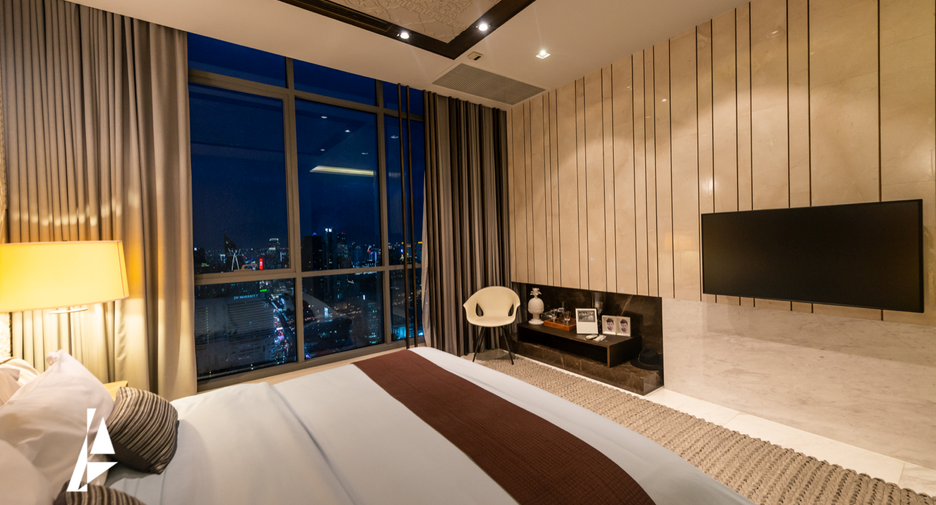 For sale 3 ベッドルーム condo in Khlong Toei, Bangkok
