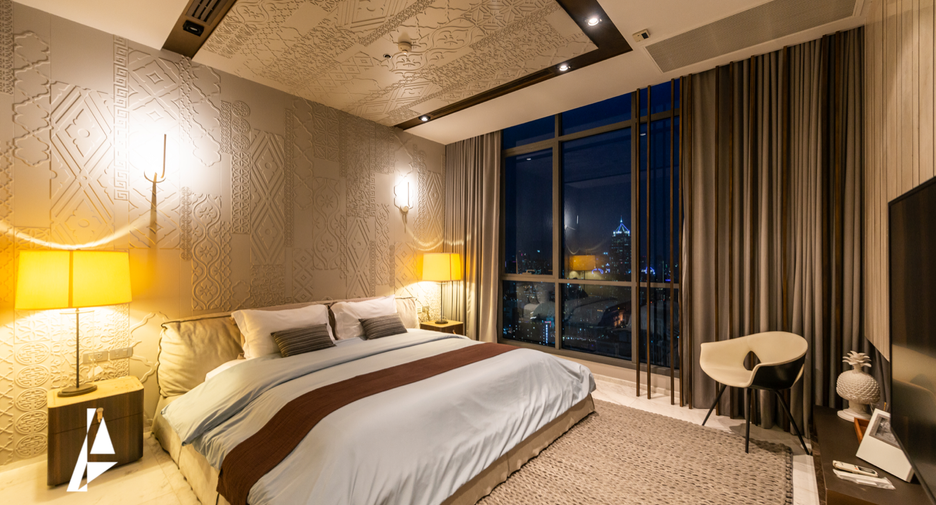 For sale 3 ベッドルーム condo in Khlong Toei, Bangkok