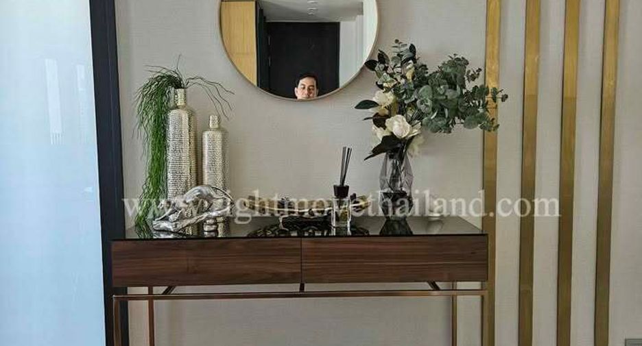Condo en alquiler y en venta de 2 habitaciones en Khlong Toei, Bangkok