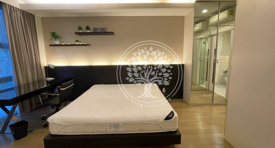 For rent 1 bed condo in Khlong Toei, Bangkok