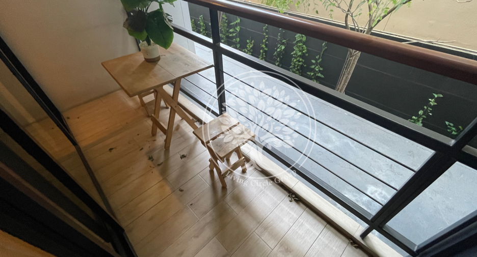 For rent 1 bed condo in Khlong Toei, Bangkok
