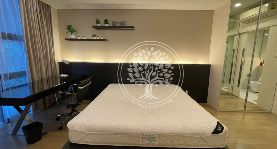 For rent 1 bed condo in Khlong Toei, Bangkok