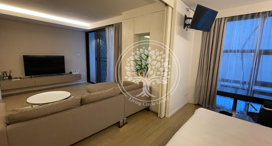 For rent 1 bed condo in Khlong Toei, Bangkok