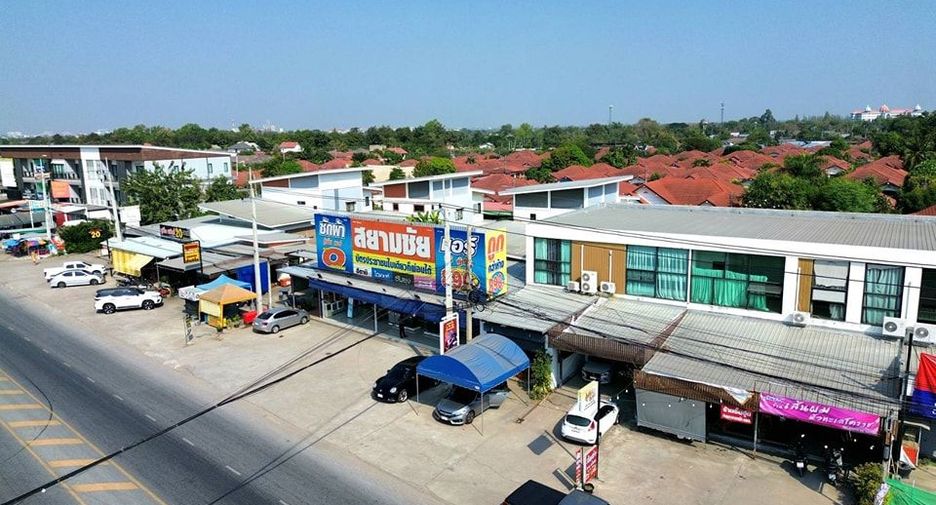 For sale 3 bed retail Space in Mueang Nakhon Ratchasima, Nakhon Ratchasima