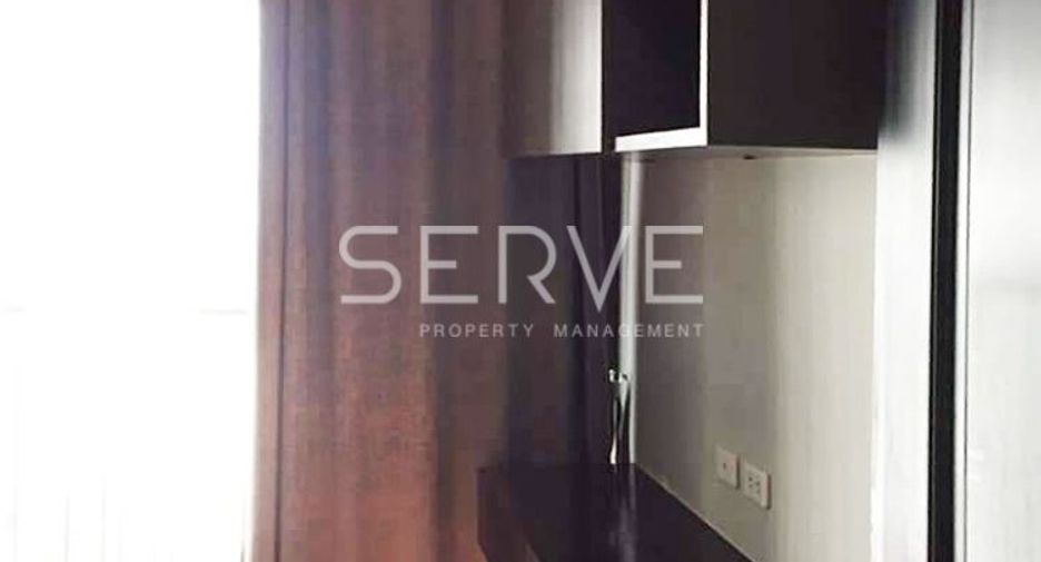 For sale 2 bed condo in Phaya Thai, Bangkok