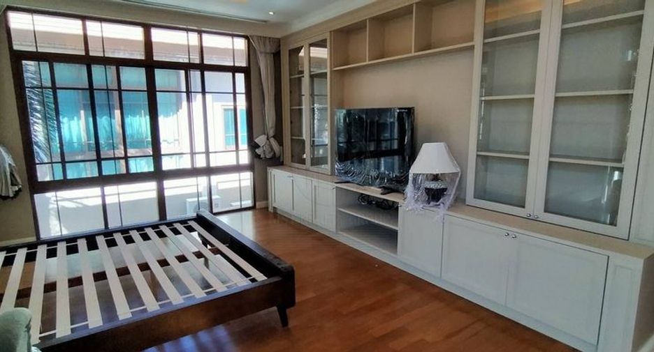 出租 4 卧室 独立屋 在 Watthana, 曼谷