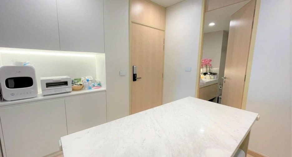 For rent and for sale 3 bedrooms condo in Sathon, Bangkok