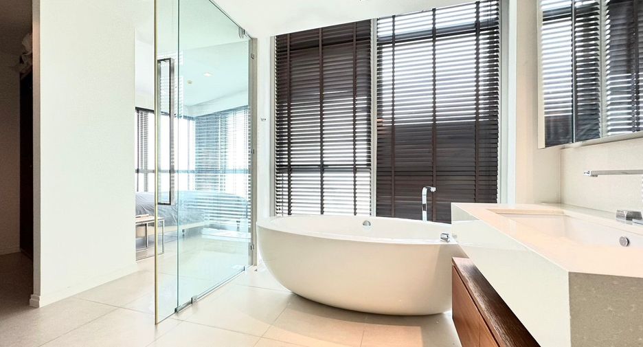 Wohnung zum Kauf mit 4 Zimmer in Sathon, Bangkok
