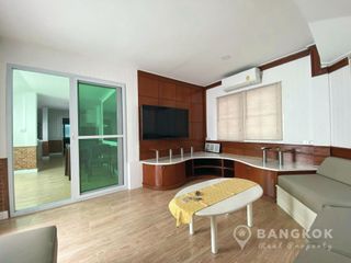 For rent 3 Beds house in Saphan Sung, Bangkok