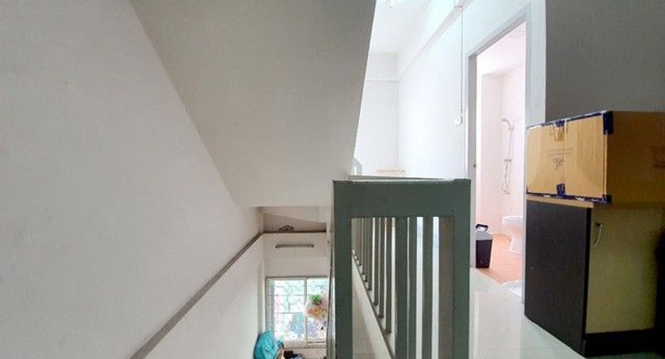 Local comercial en venta de 4 habitaciones en Don Mueang, Bangkok